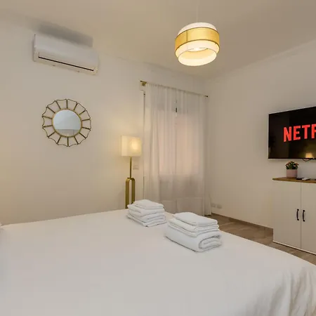 Cozy Monteverde Near Trastevere Apartment